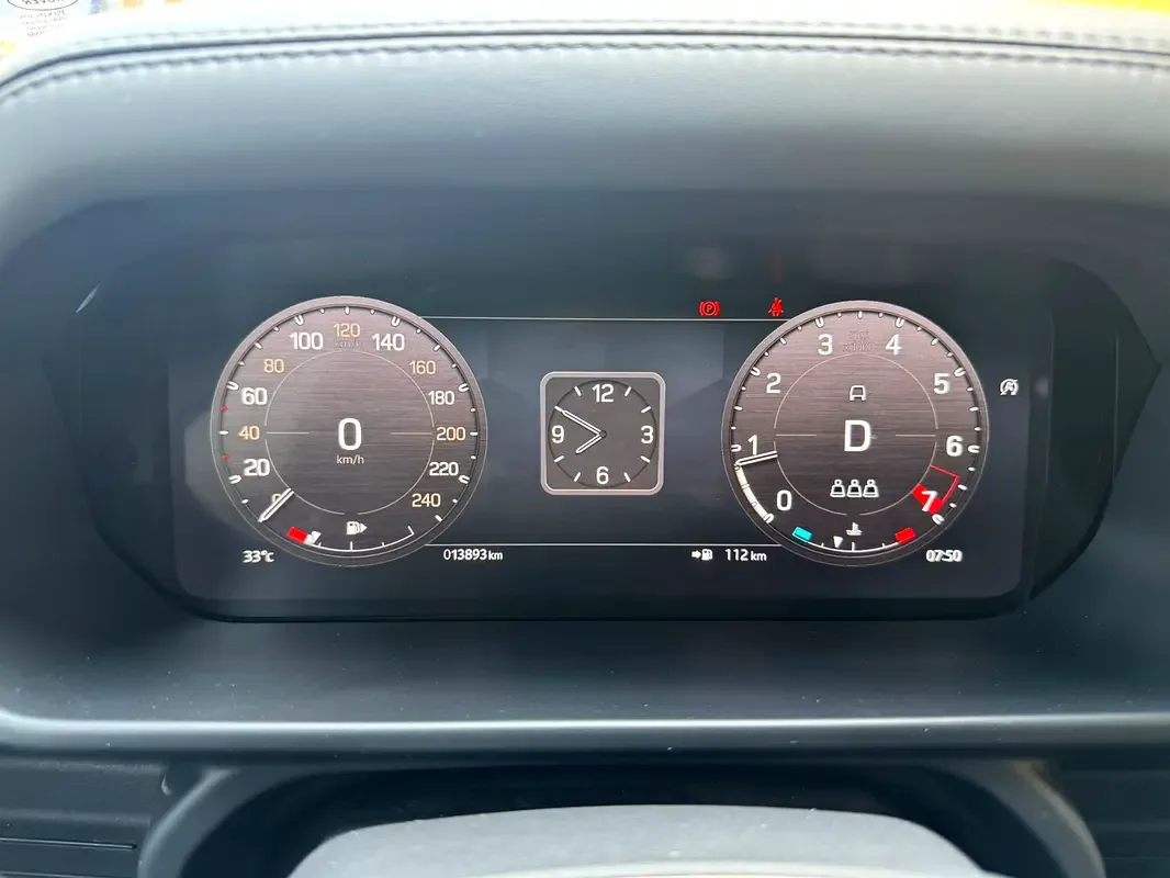 Land Rover Defender 3.0 AT AWD (400 hp) - 12