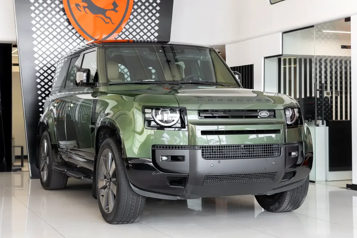 Land Rover Defender 3.0 AT AWD (400 hp)