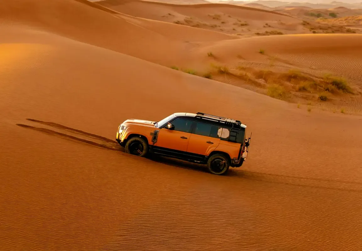 Land Rover Defender 3.0 AT AWD (400 hp) - 20
