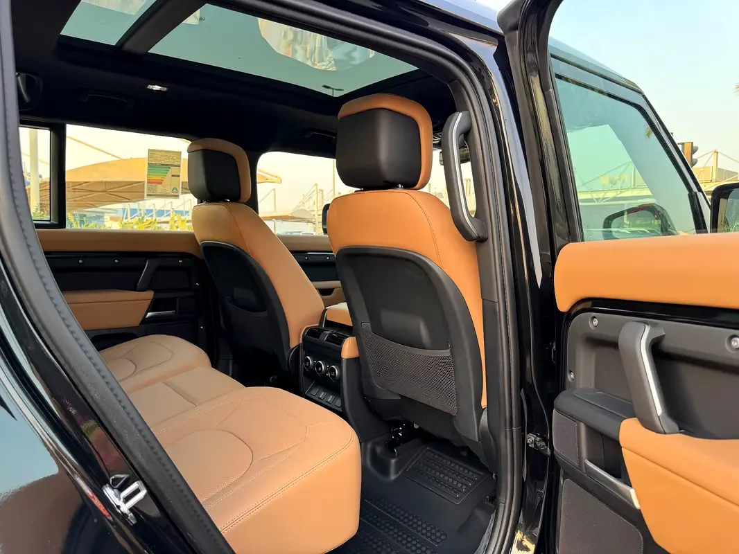 Land Rover Defender 3.0 AT AWD (400 حصان) - 19