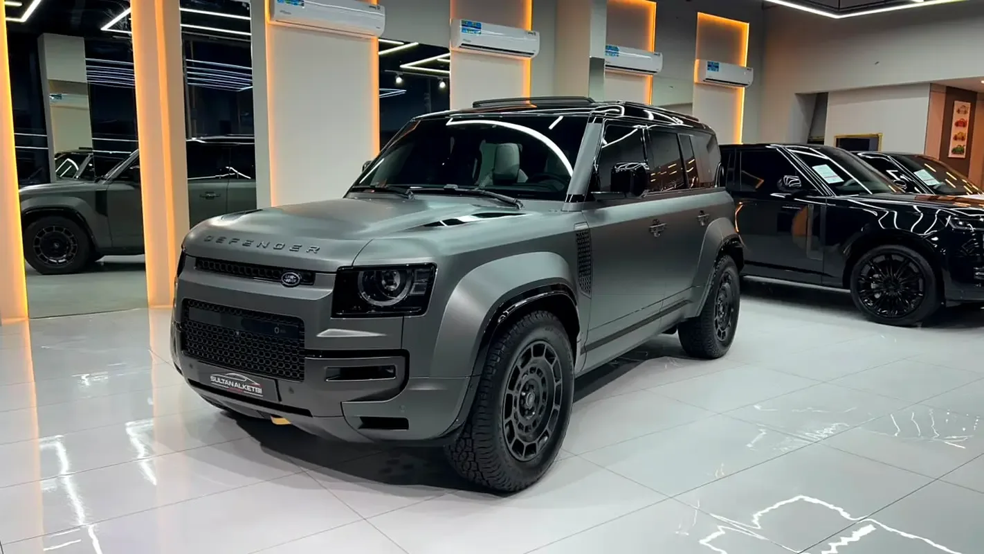 Land Rover Defender 4.4 AT AWD (635 hp)