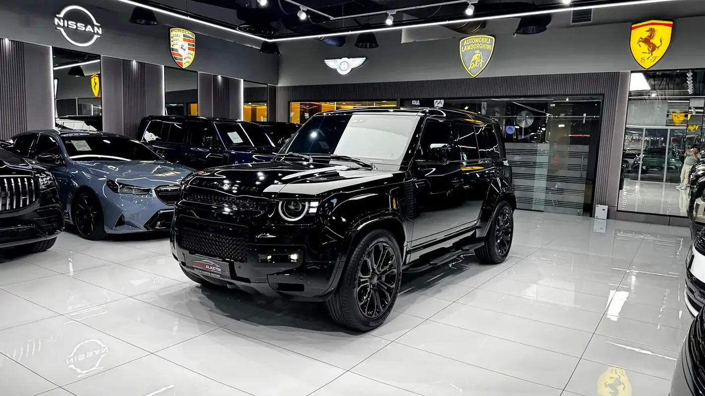 Land Rover Defender 4.4 AT AWD (635 hp)