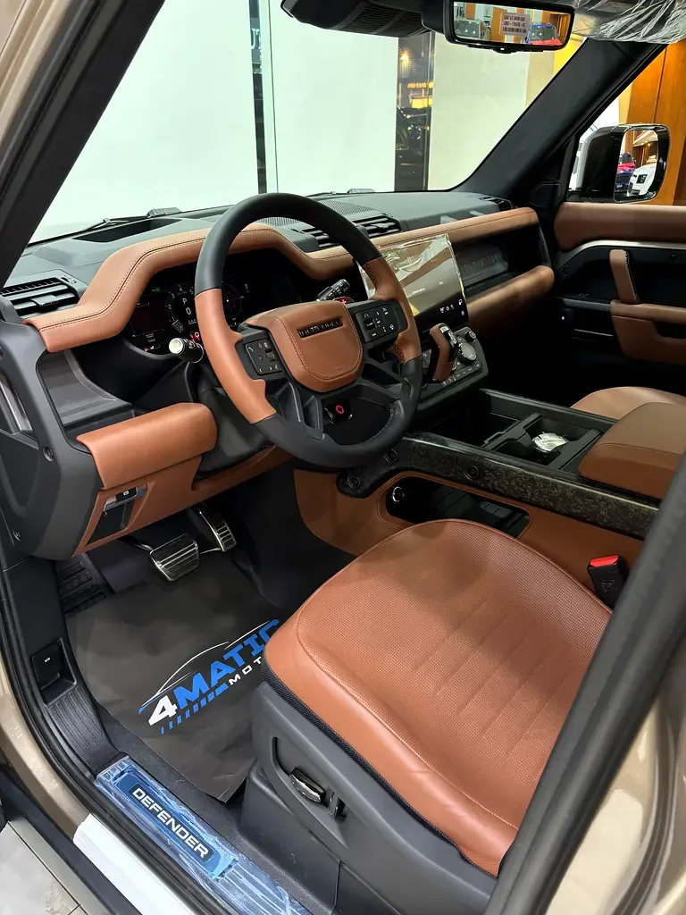 Land Rover Defender 4.4 AT AWD (635 حصان) - 13