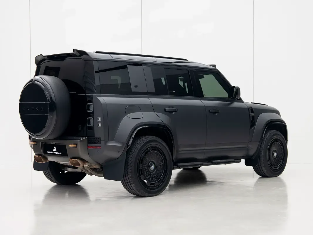 Land Rover Defender 4.4 AT AWD (635 hp) - 3