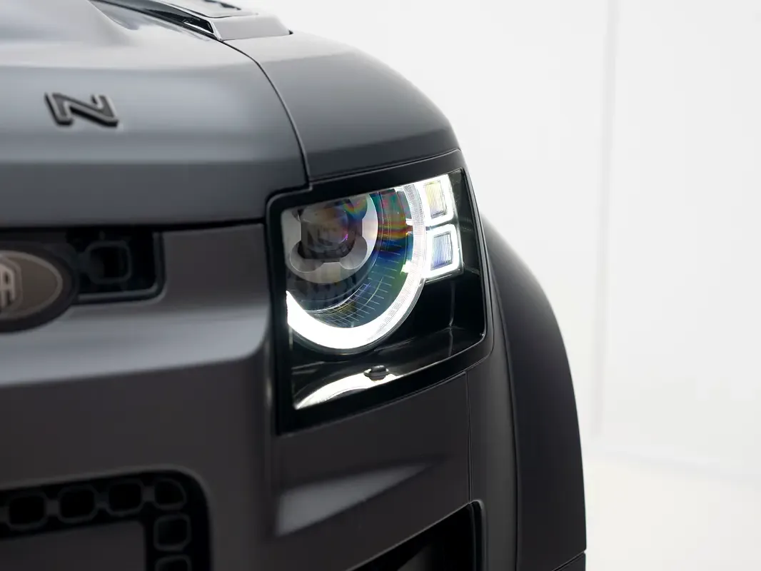 Land Rover Defender 4.4 AT AWD (635 hp) - 20