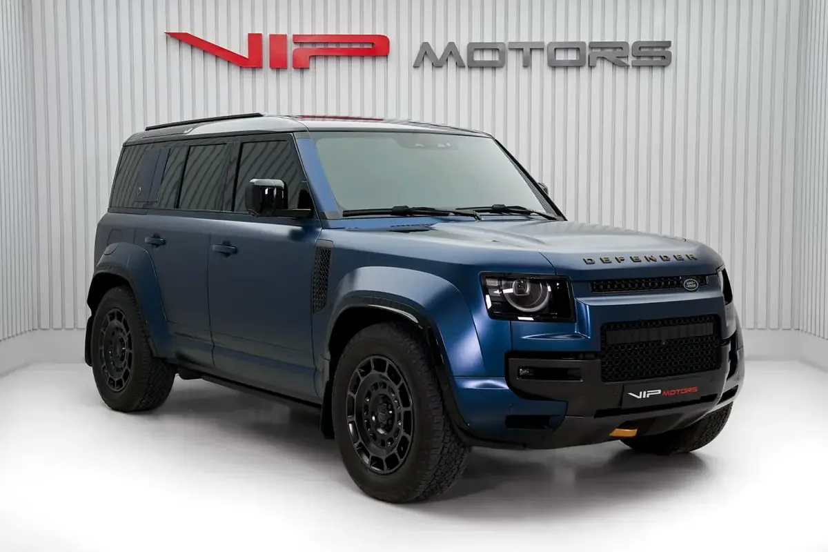 Land Rover Defender 4.4 AT AWD (635 hp) - 2