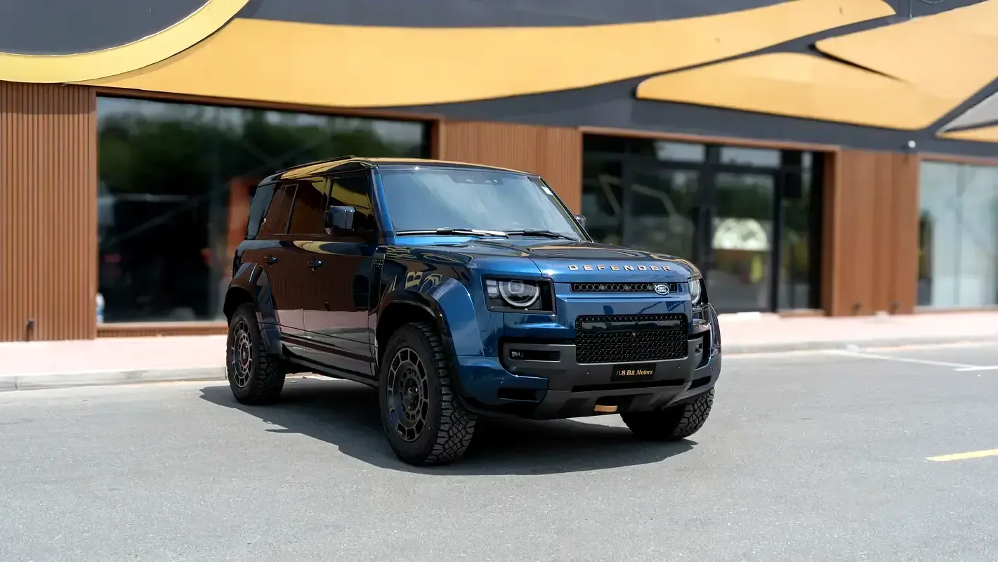 Land Rover Defender 4.4 AT AWD (635 hp)