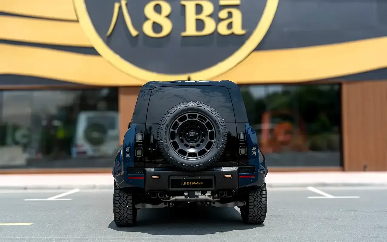 Land Rover Defender 4.4 AT AWD (635 hp) - 4