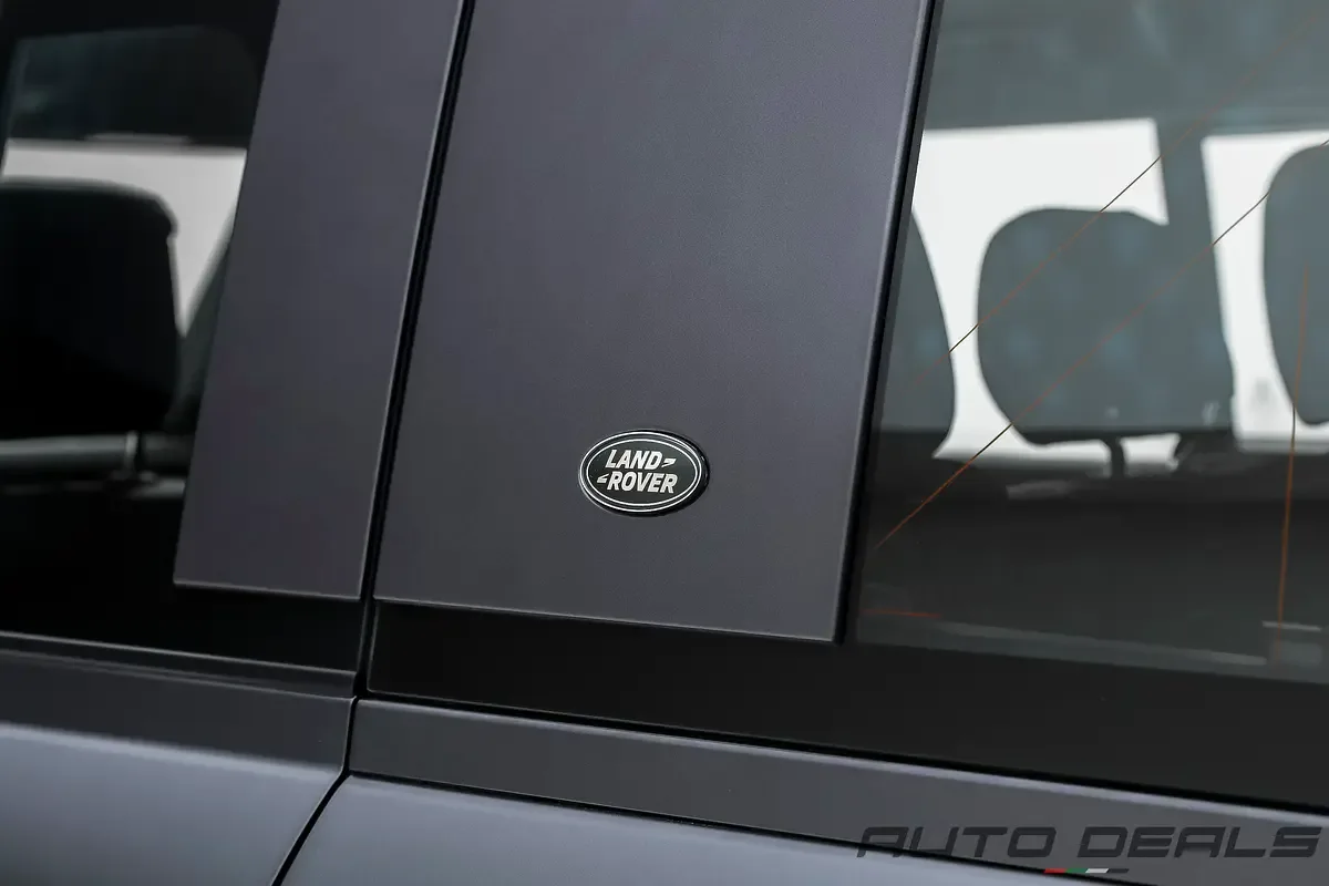 Land Rover Defender 5.0 AT AWD (525 hp) - 8