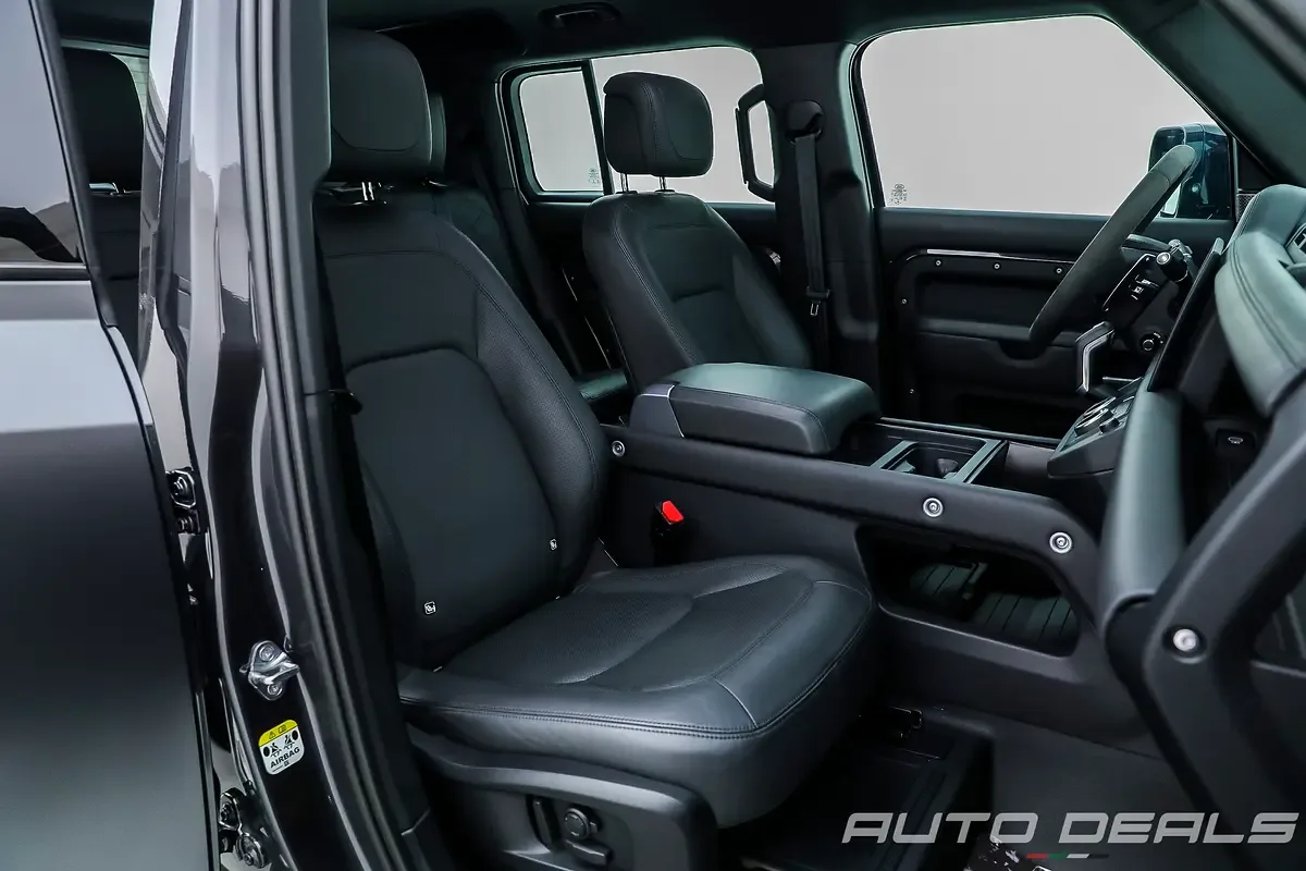 Land Rover Defender 5.0 AT AWD (525 hp) - 18