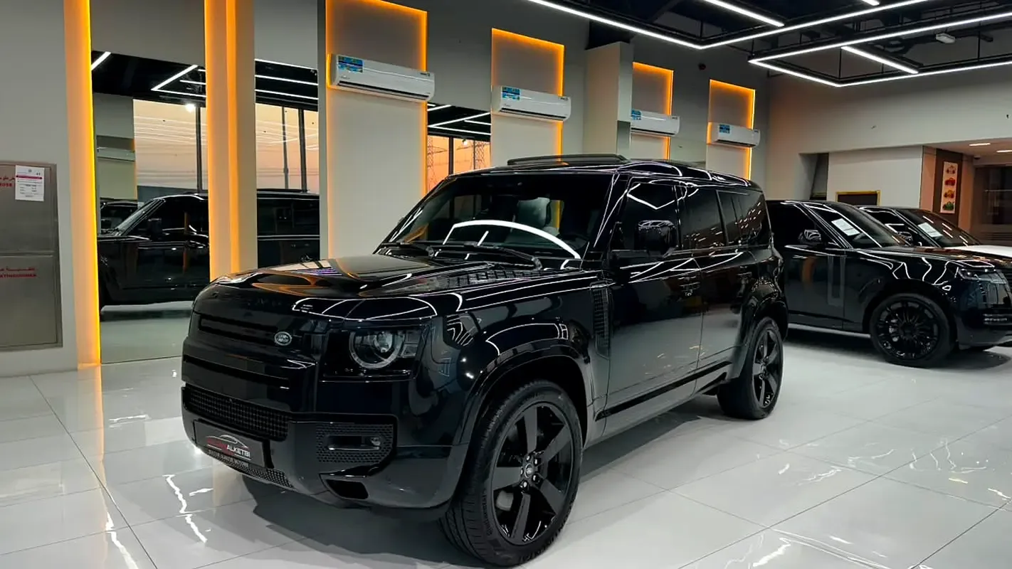 Land Rover Defender 5.0 AT AWD (525 hp)