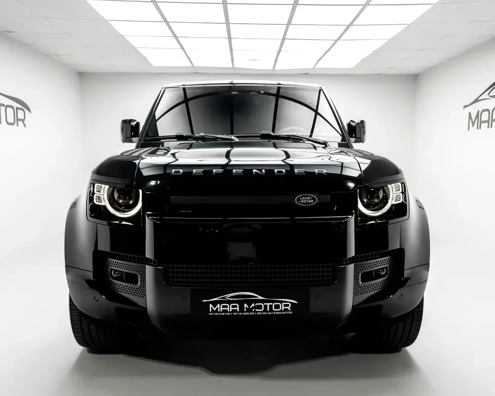 Land Rover Defender 5.0 AT AWD (525 hp) - 2