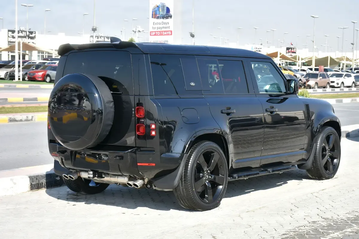 Land Rover Defender 5.0 AT AWD (525 hp) - 3