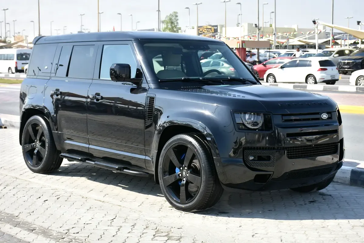 Land Rover Defender 5.0 AT AWD (525 hp)