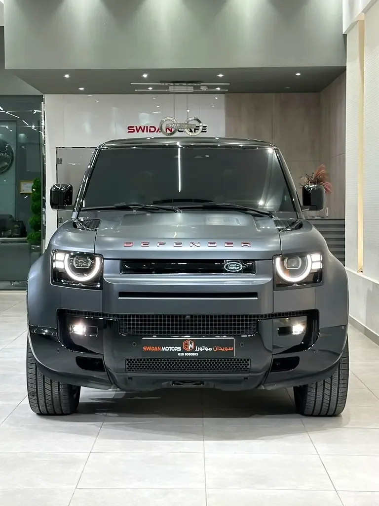 Land Rover Defender 5.0 AT AWD (525 hp) - 3
