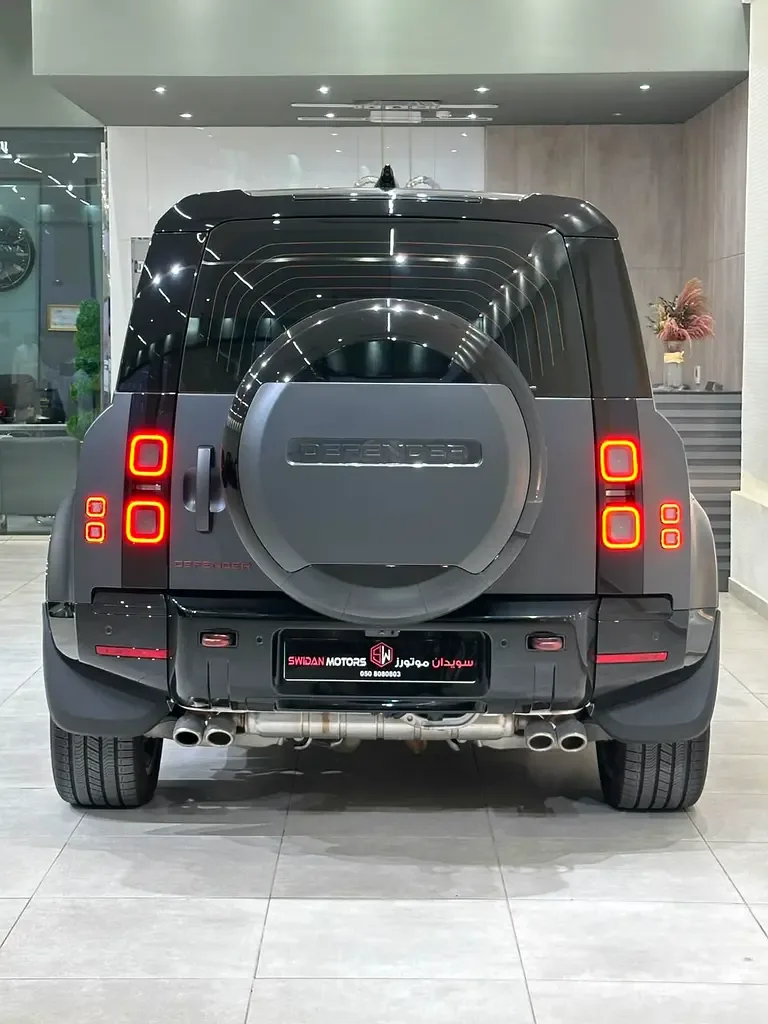 Land Rover Defender 5.0 AT AWD (525 hp) - 5