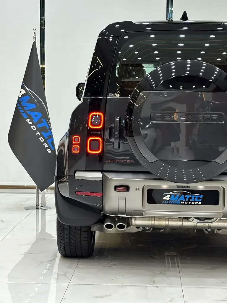 Land Rover Defender 5.0 AT AWD (525 hp) - 9
