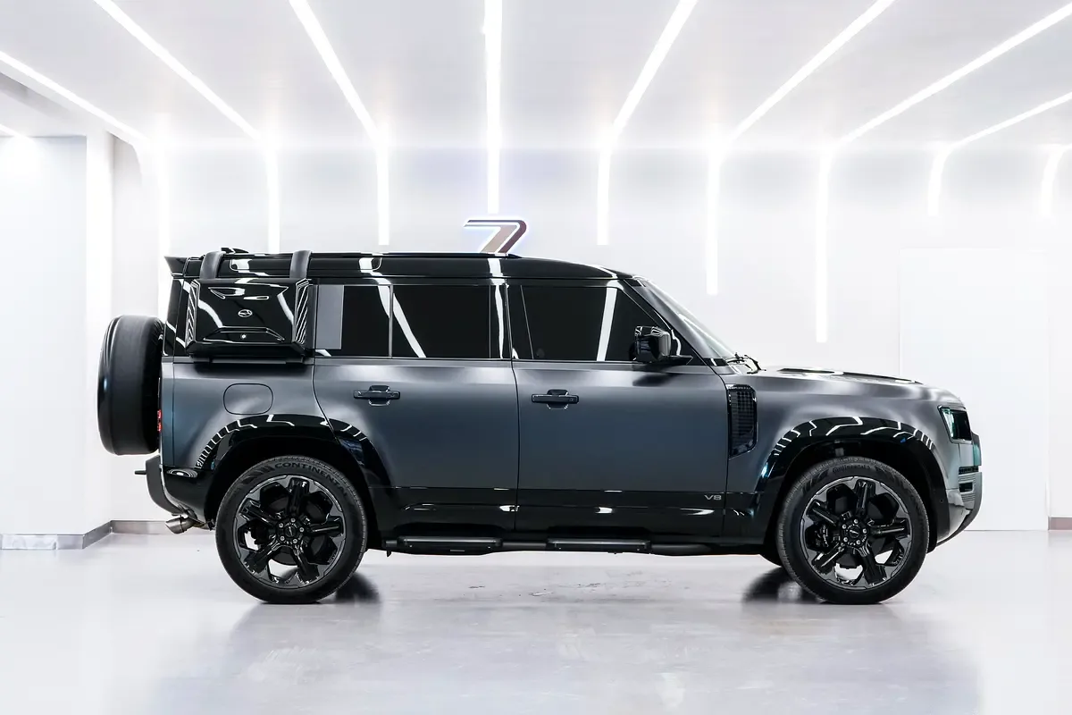 Land Rover Defender 5.0 AT AWD (525 حصان) - 3