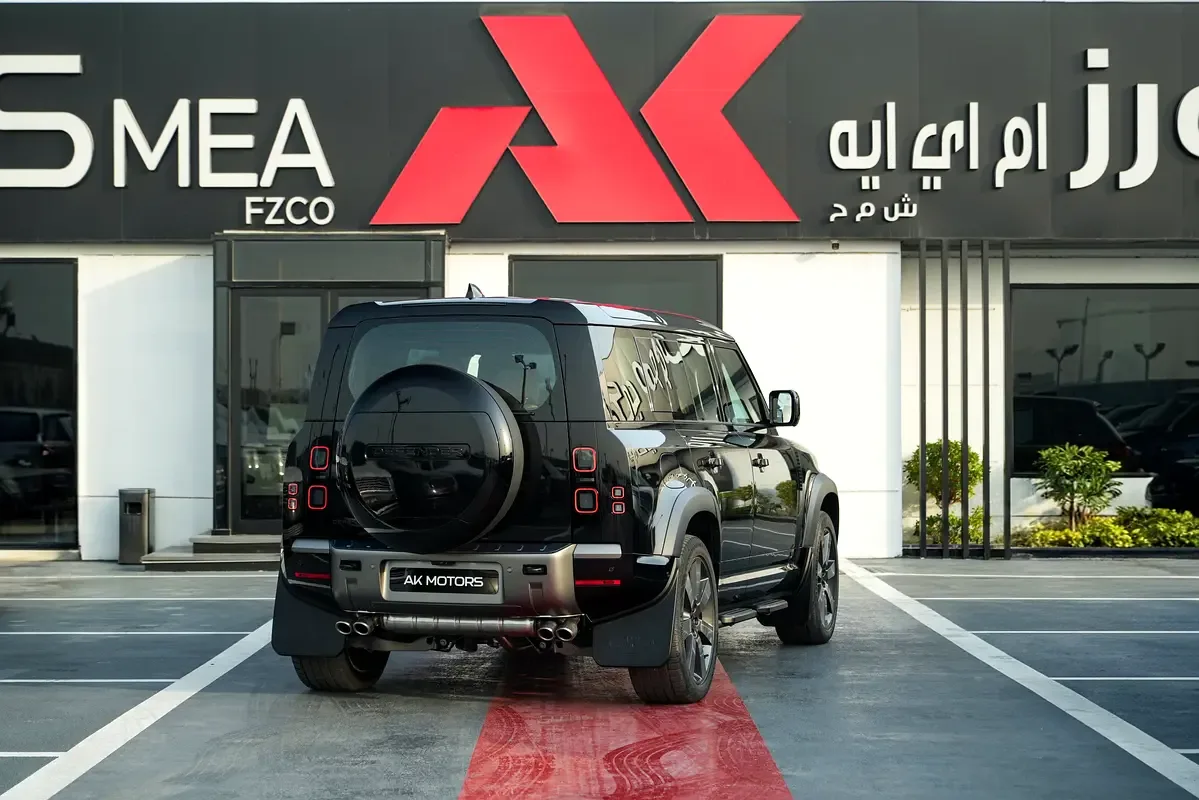 Land Rover Defender 5.0 AT AWD (525 hp) - 4