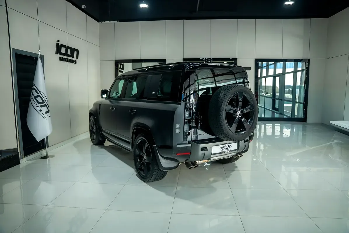 Land Rover Defender 5.0 AT AWD (525 hp) - 14