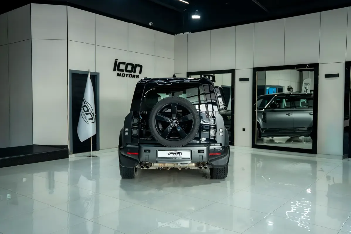 Land Rover Defender 5.0 AT AWD (525 hp) - 15