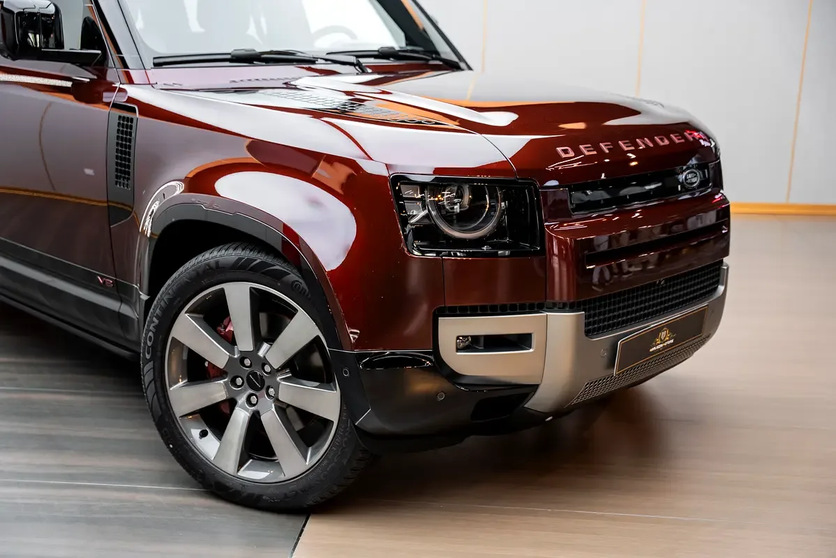 Land Rover Defender 5.0 AT AWD (525 hp) - 6