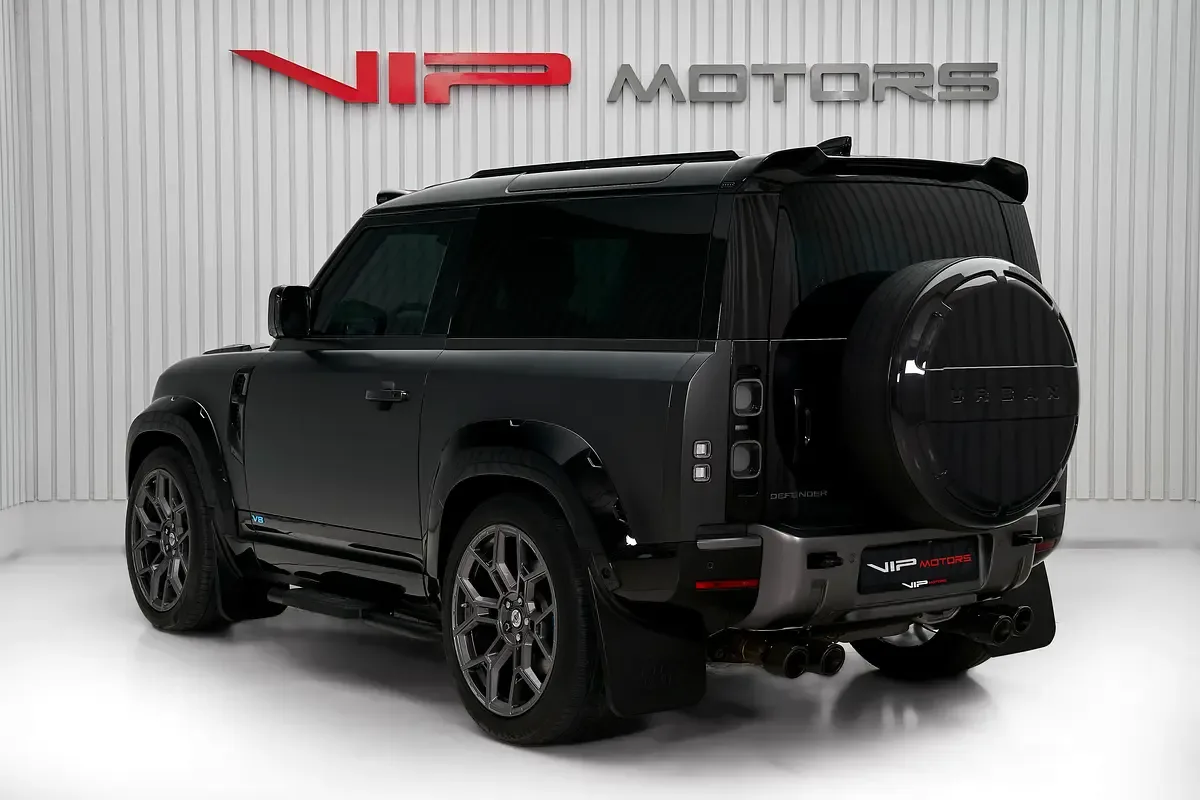 Land Rover Defender 5.0 AT AWD (525 حصان) - 6