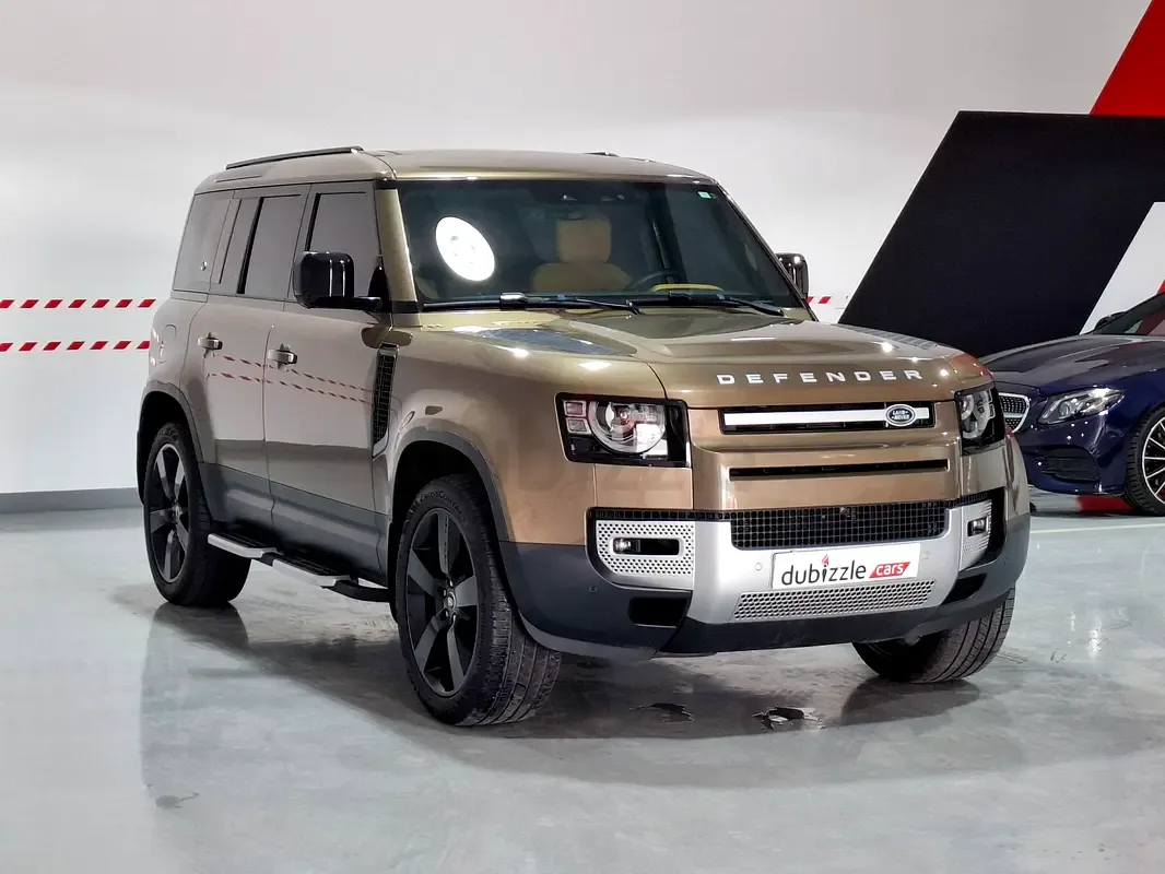 Land Rover Defender hybrid (PHEV) Defender P400e with 404