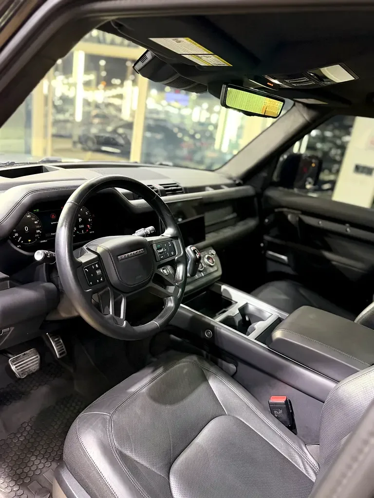 Land Rover Defender هجين (PHEV) Defender P400e with 404 - 9