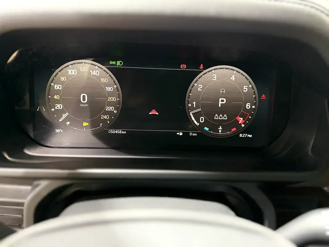 Land Rover Defender هجين (PHEV) Defender P400e with 404 - 10