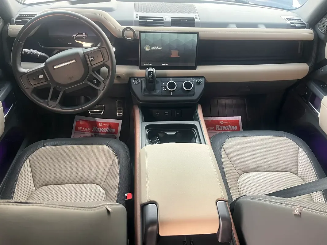 Land Rover Defender هجين (PHEV) Defender P400e with 404 - 3