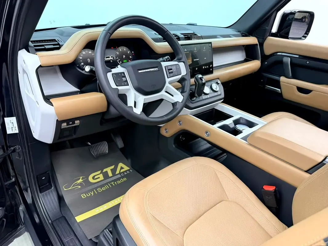 Land Rover Defender هجين (PHEV) Defender P400e with 404 - 8