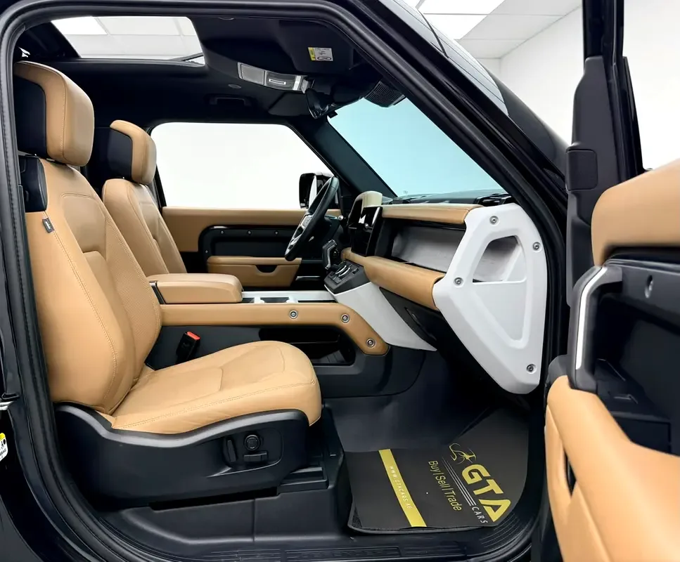 Land Rover Defender هجين (PHEV) Defender P400e with 404 - 12