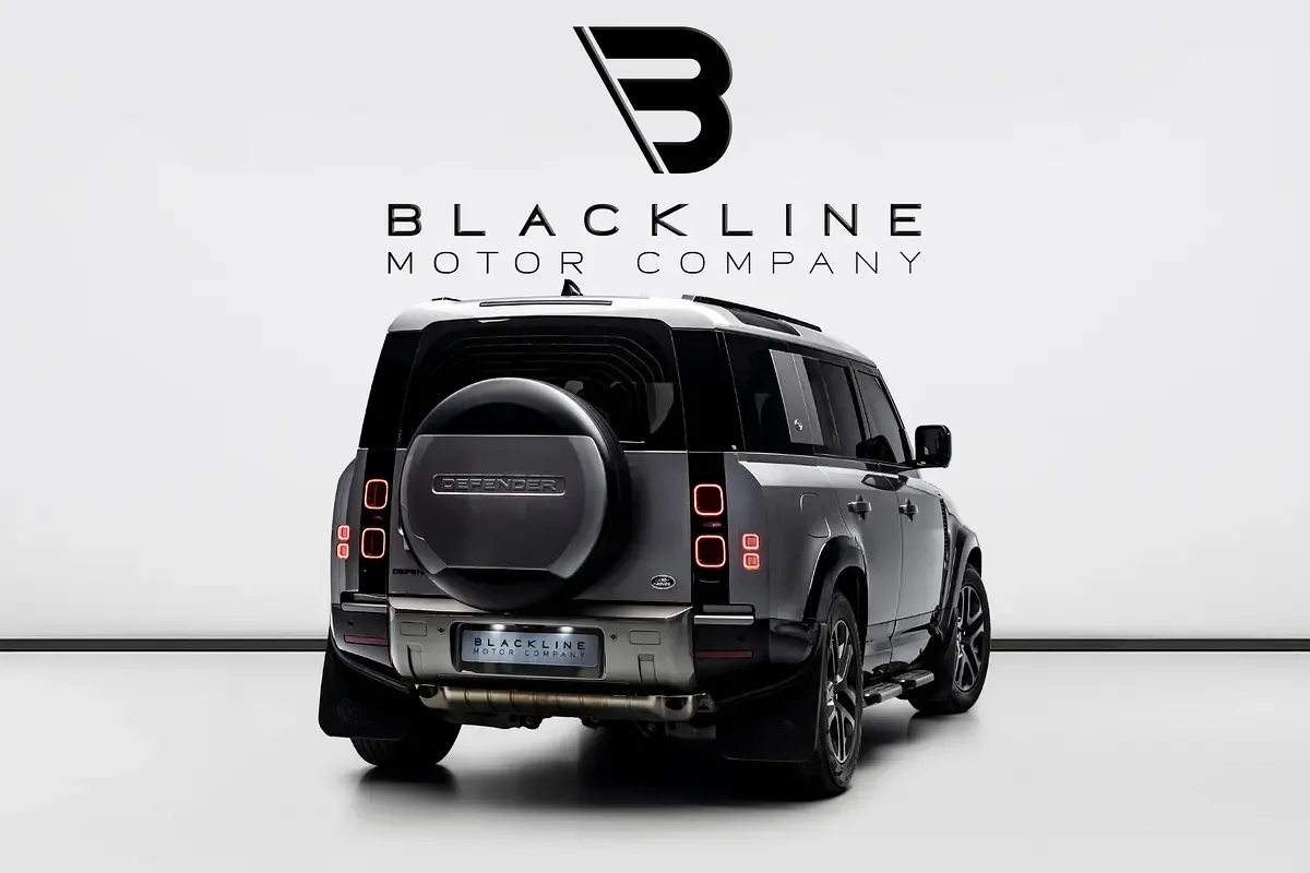 Land Rover Defender هجين (PHEV) Defender P400e with 404 - 4