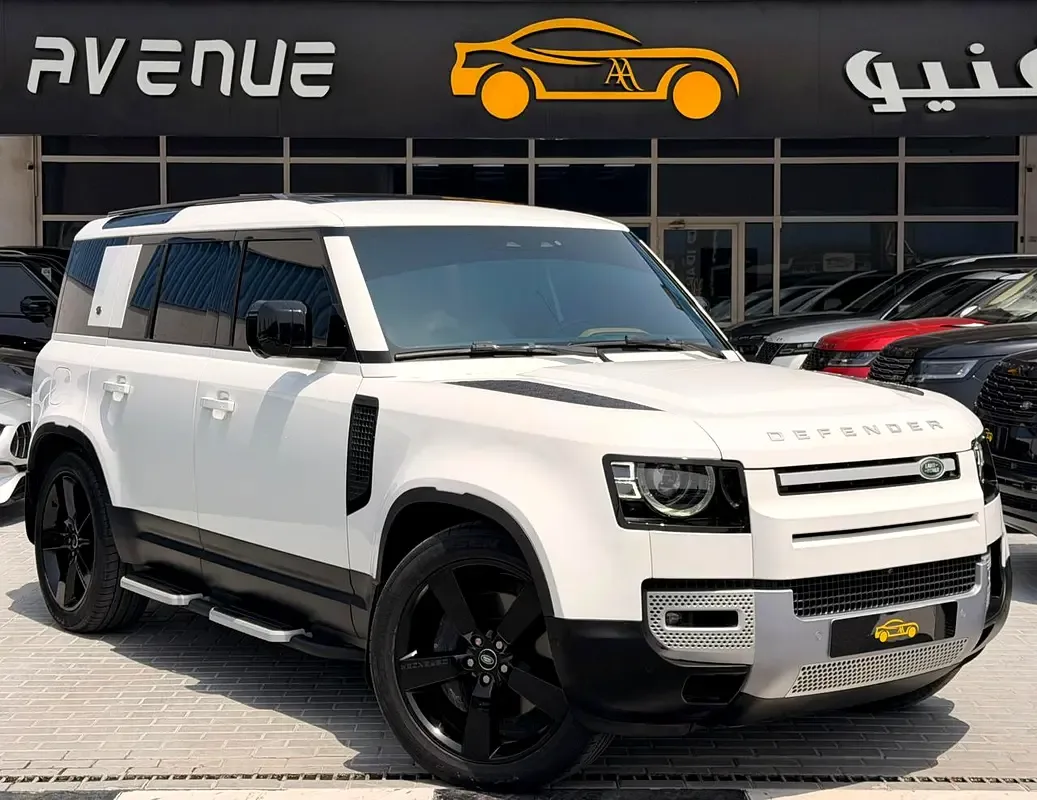 Land Rover Defender هجين (PHEV) Defender P400e with 404