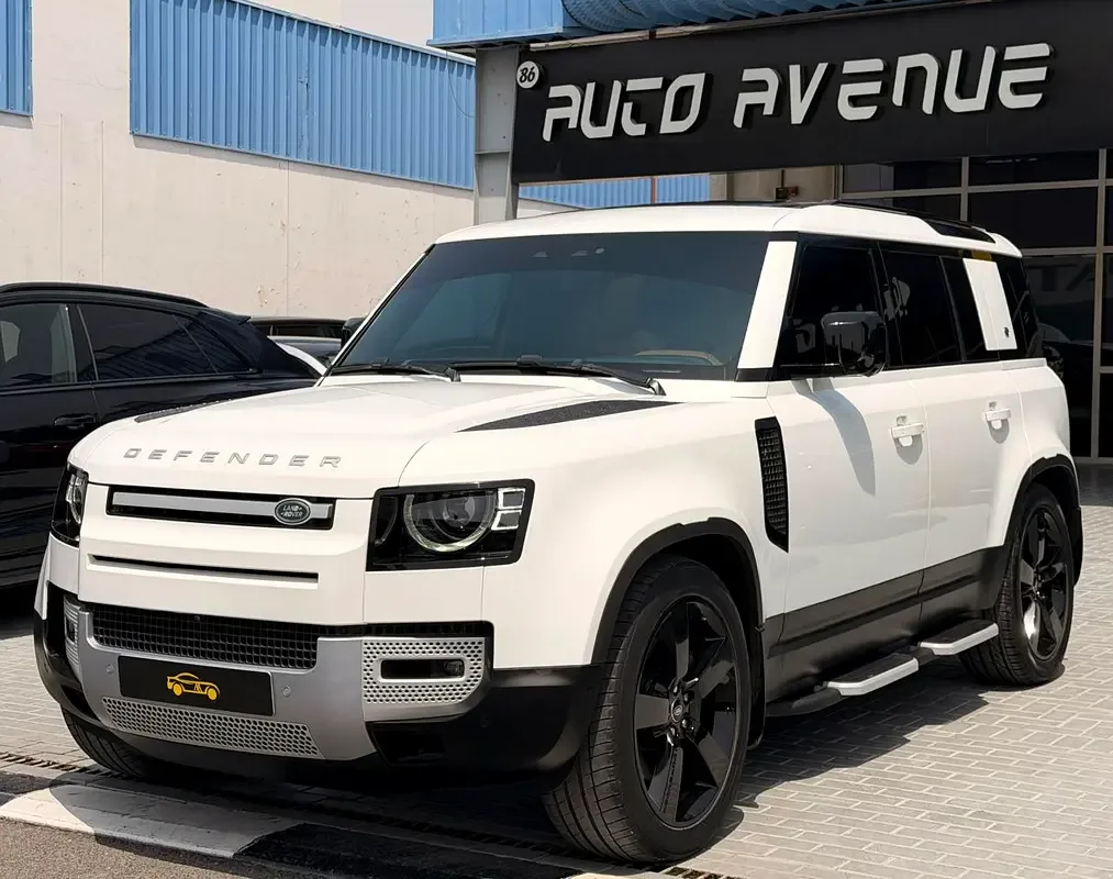 Land Rover Defender hybrid (PHEV) Defender P400e with 404 - 3
