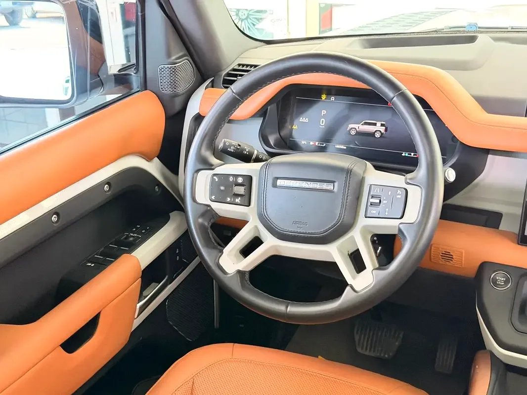 Land Rover Defender hybrid (PHEV) Defender P400e with 404 - 13