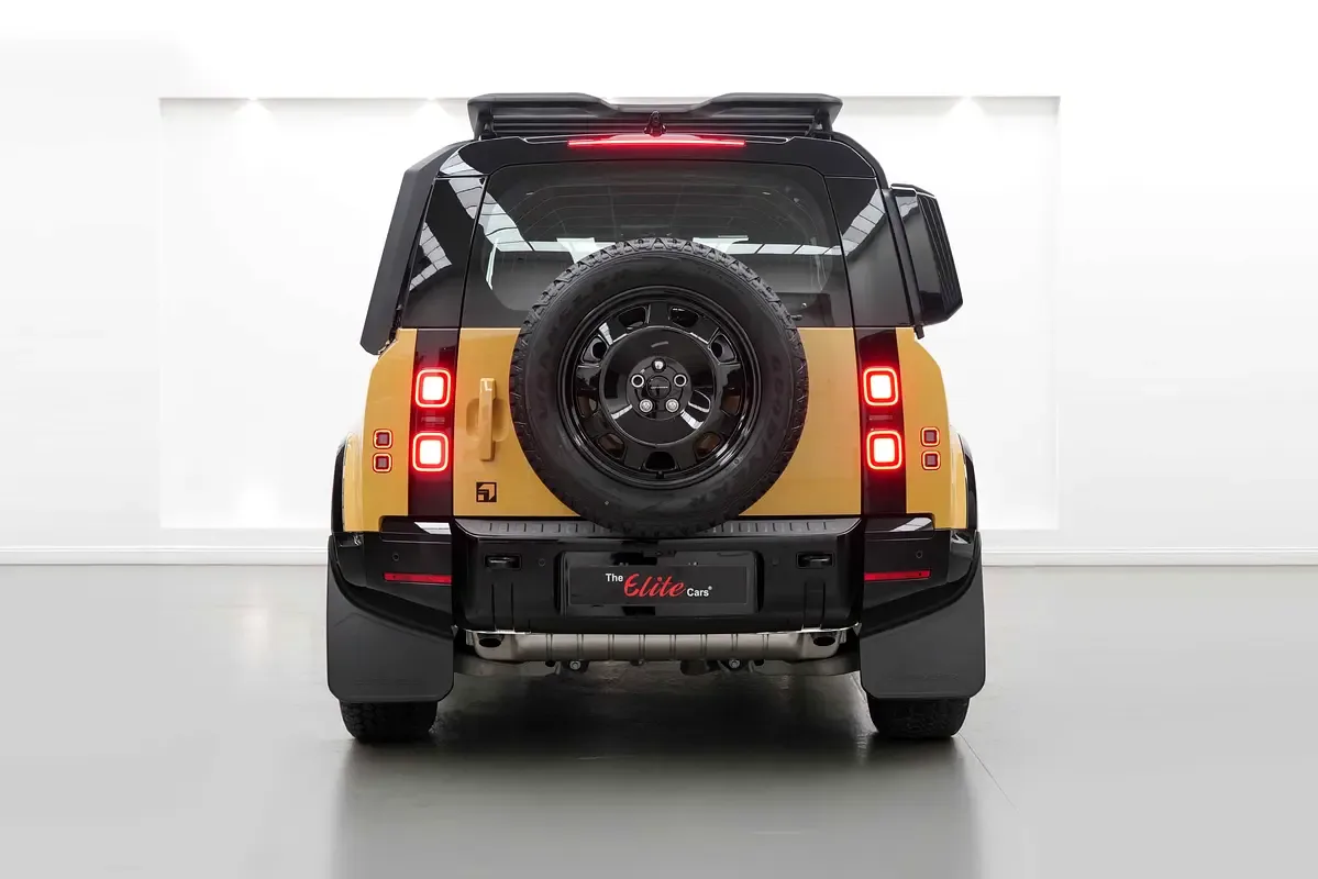 Land Rover Defender hybrid (PHEV) Defender P400e with 404 - 3