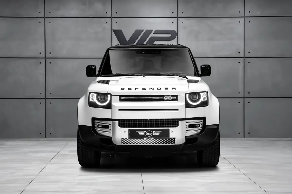 Land Rover Defender هجين (PHEV) Defender P400e with 404 - 2