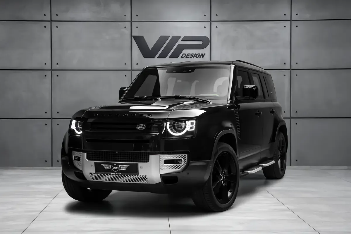 Land Rover Defender hybrid (PHEV) Defender P400e with 404