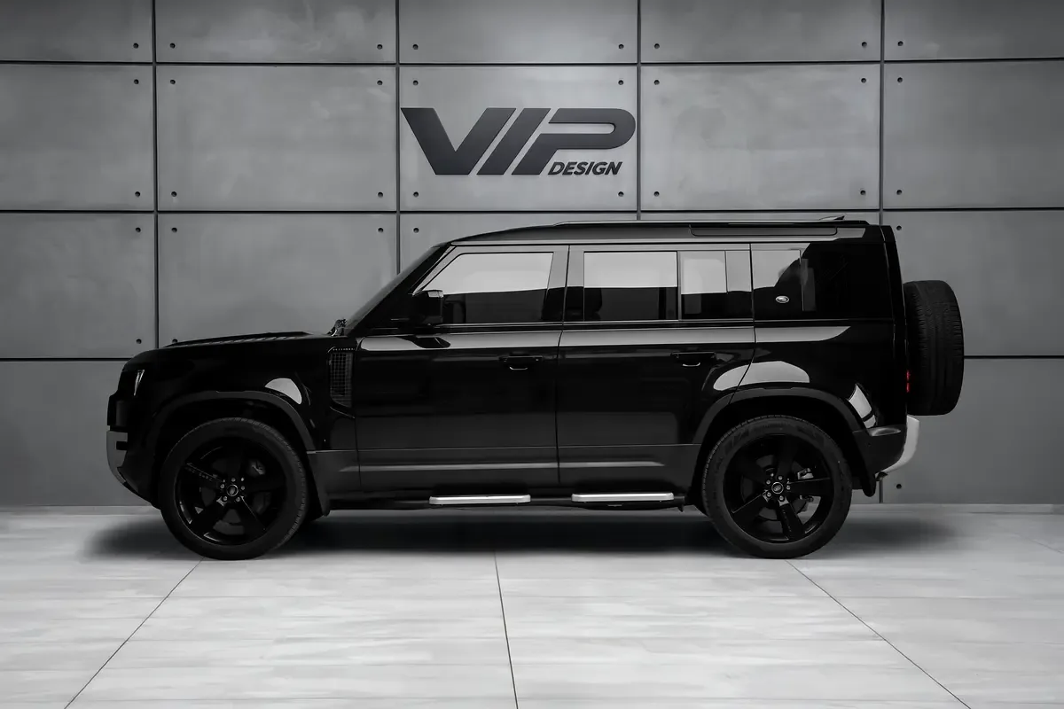 Land Rover Defender هجين (PHEV) Defender P400e with 404 - 3
