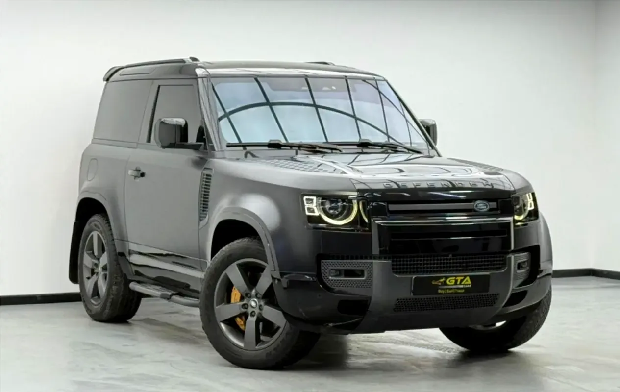 Land Rover Defender هجين (PHEV) Defender P400e with 404 - 3