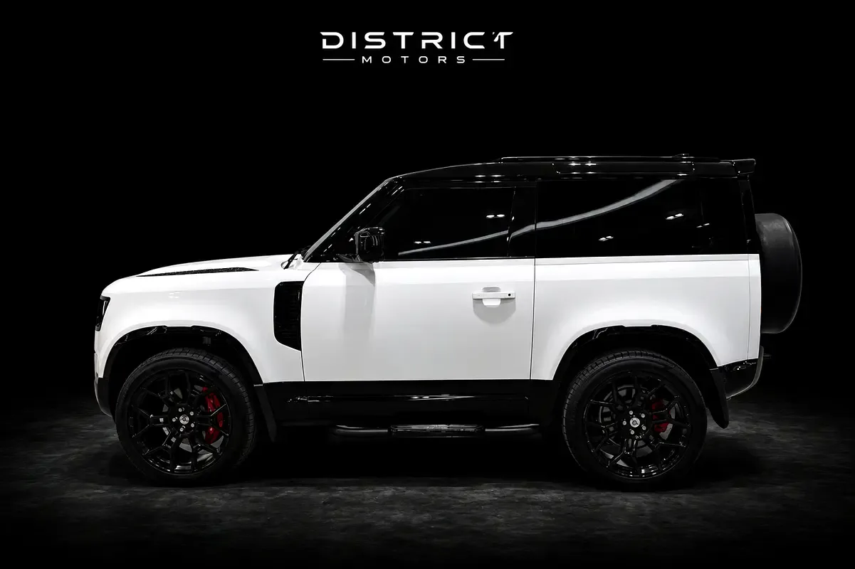 Land Rover Defender هجين (PHEV) Defender P400e with 404 - 4