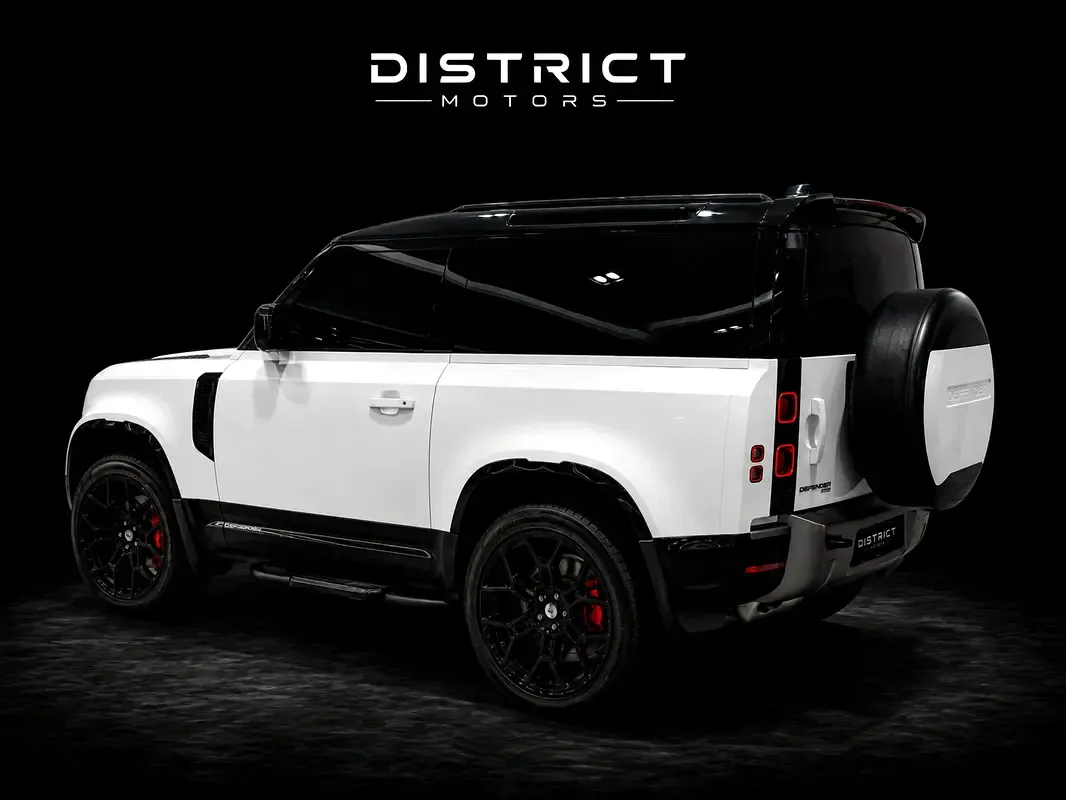 Land Rover Defender هجين (PHEV) Defender P400e with 404 - 8