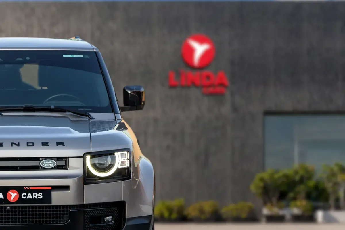 Land Rover Defender هجين (PHEV) Defender P400e with 404 - 3