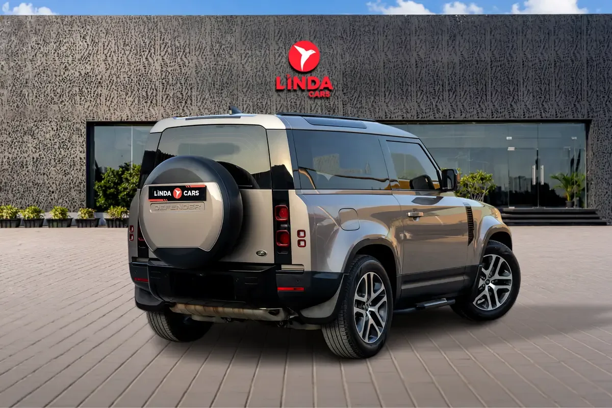 Land Rover Defender هجين (PHEV) Defender P400e with 404 - 7