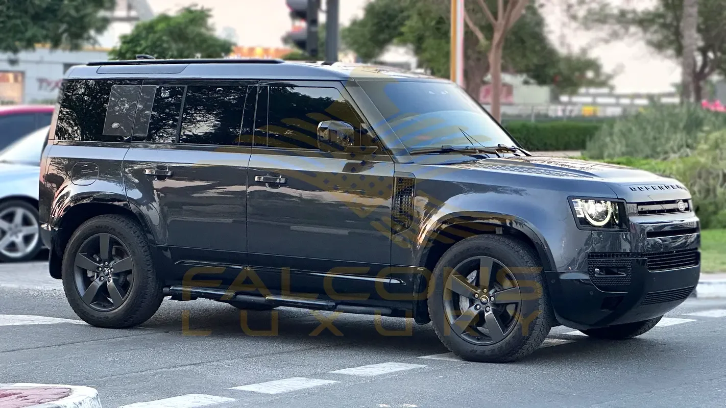 Land Rover Defender hybrid (PHEV) Defender P400e with 404 - 3