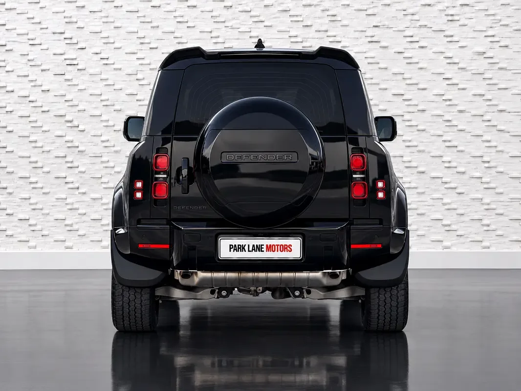 Land Rover Defender hybrid (PHEV) Defender P400e with 404 - 4