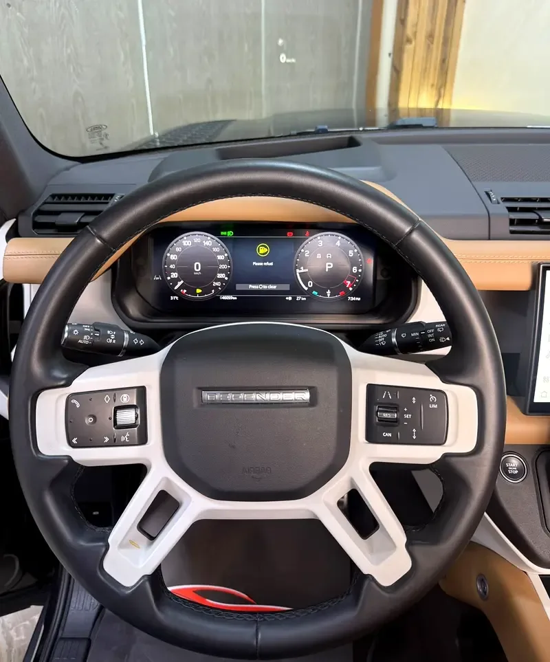 Land Rover Defender هجين (PHEV) Defender P400e with 404 - 7