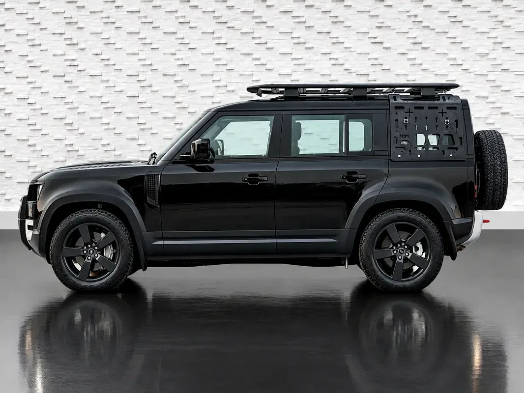 Land Rover Defender hybrid (PHEV) Defender P400e with 404 - 4